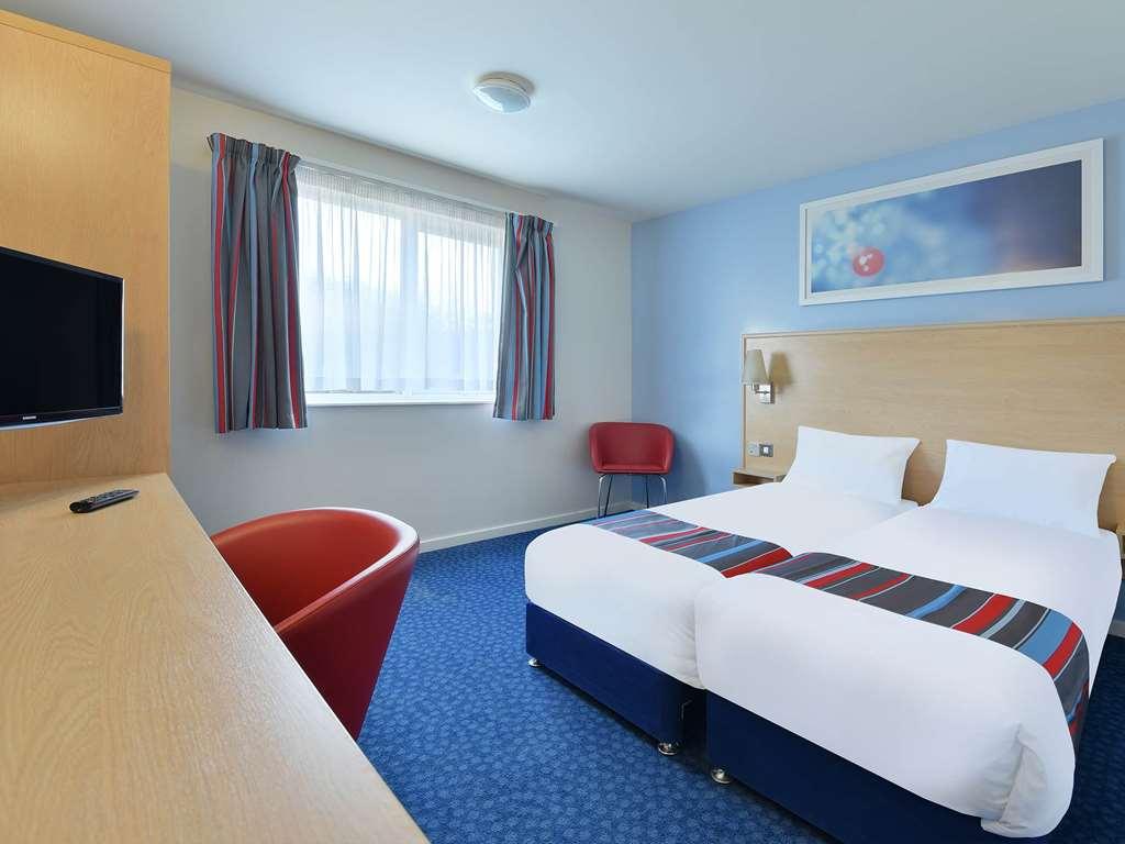 Travelodge Berwick Upon Tweed Номер фото