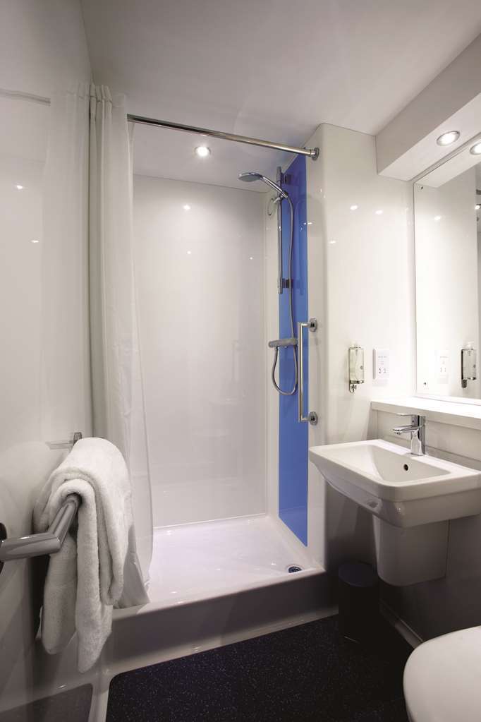 Travelodge Berwick Upon Tweed Номер фото