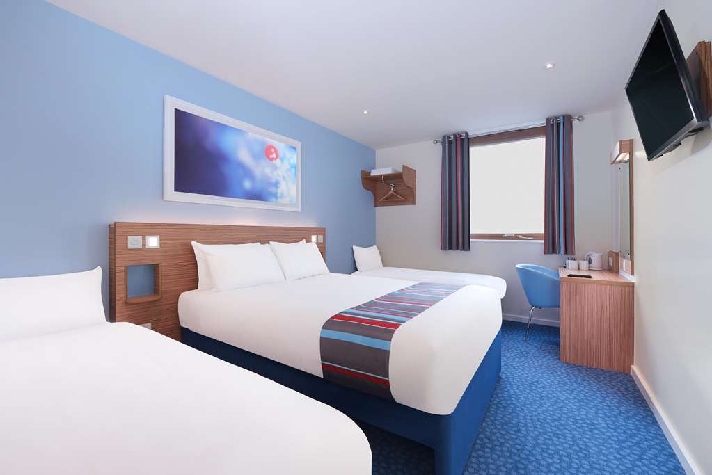 Travelodge Berwick Upon Tweed Номер фото